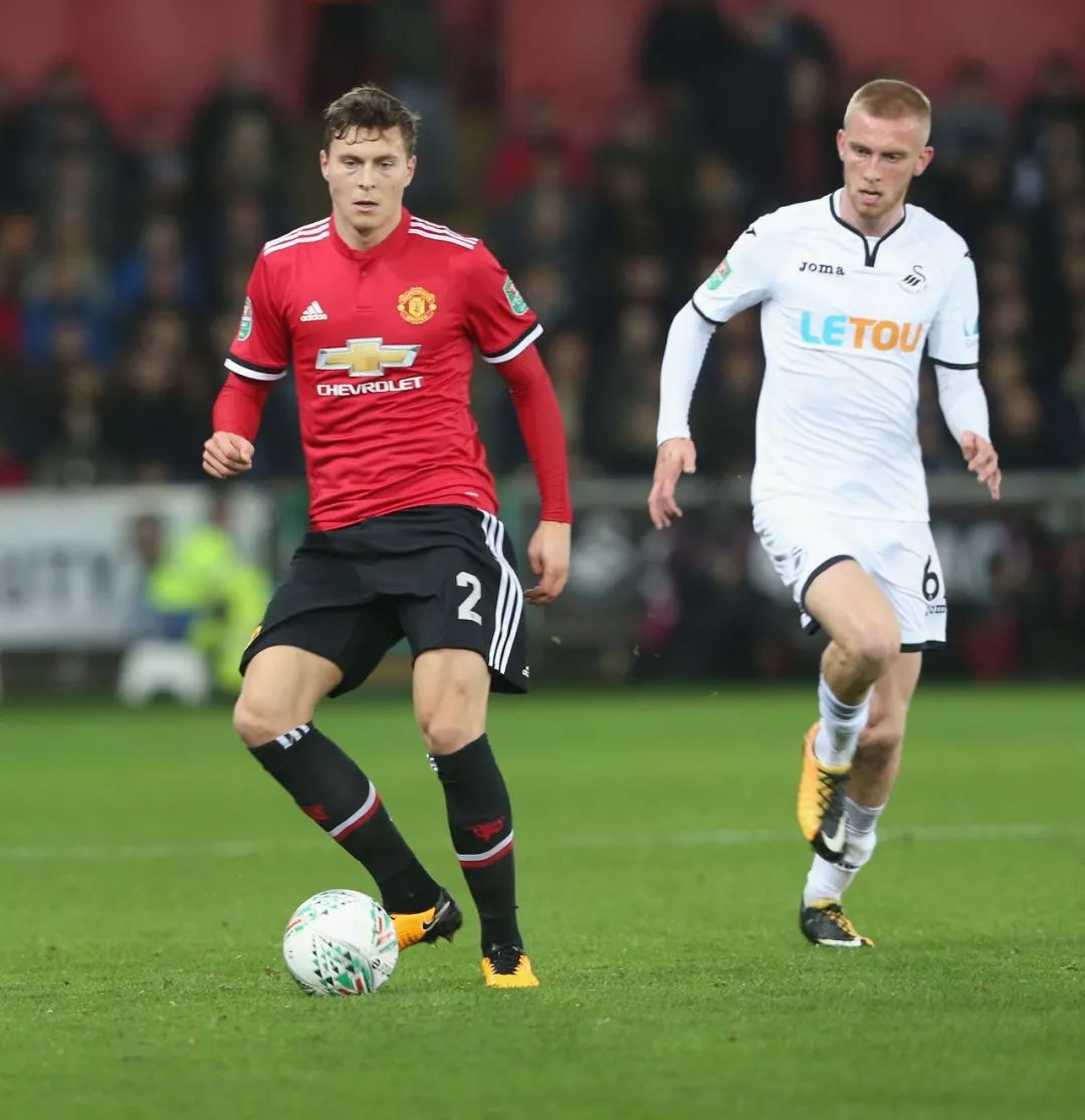 间以及与其 间以及与其